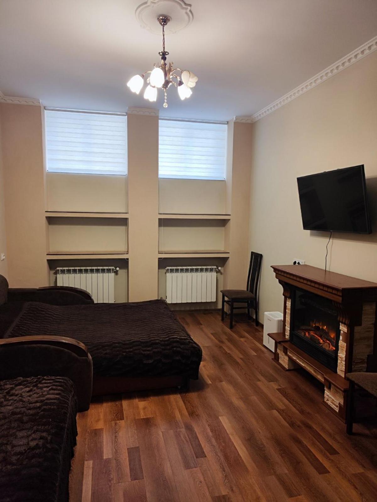 Novyi Svit Apartman Lviv Kültér fotó